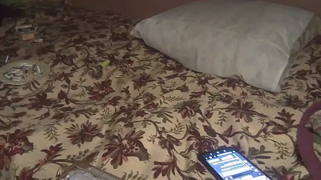 JoaoPinto0 online show from 10/13/25, 08:53