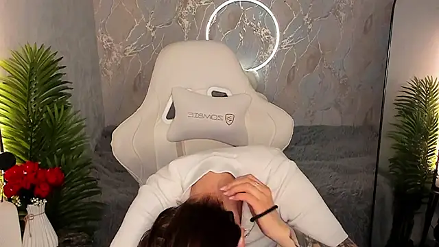 babyisperfect online show from 05/31/26, 01:58