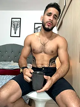 Maximiliano ford online show from 09/24/25, 10:29