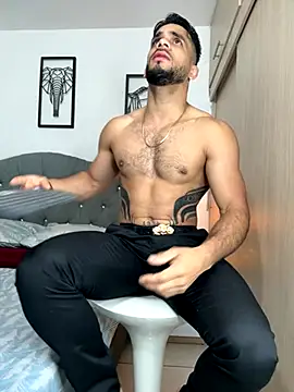 Maximiliano ford online show from 09/28/25, 10:42