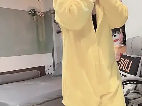 Nabiii6868 online show from 02/02/26, 05:44