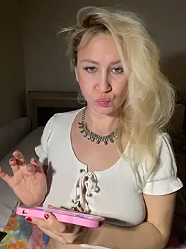 Nikusia online show from 04/18/26, 07:18