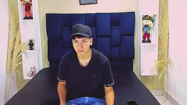 Jhojan twink online show from 09/25/25, 11:36