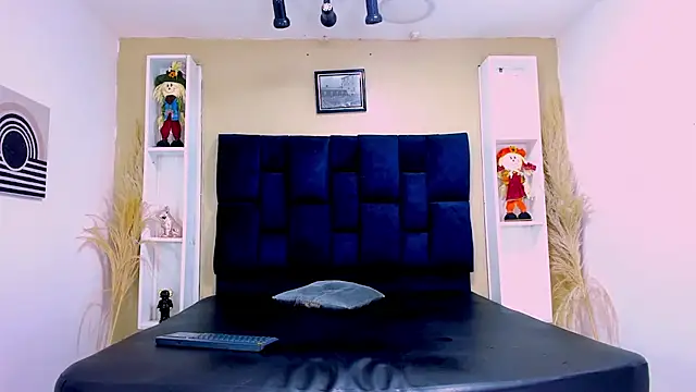 Jhojan twink online show from 10/16/25, 01:45