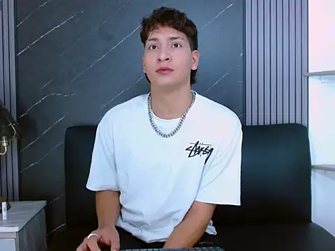 Jhojan twink online show from 04/02/26, 08:39