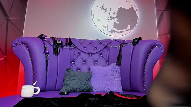 ammytorrez  online show from 04/21/26, 11:49