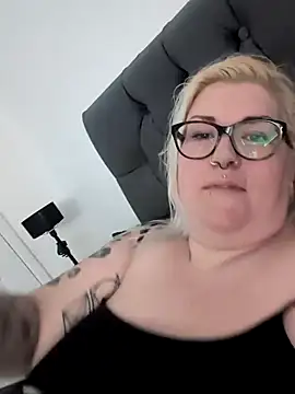 Sizzling Indie36 online show from 03/22/25, 10:39