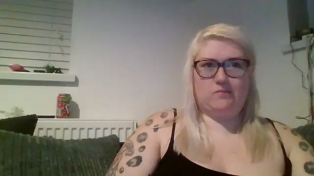 Sizzling Indie36 online show from 03/22/25, 10:48