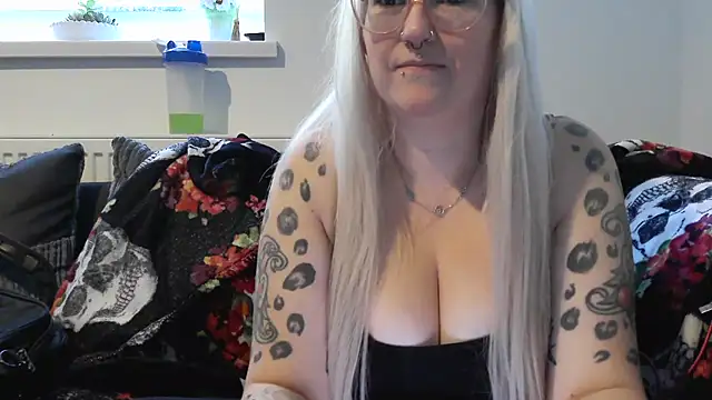 Sizzling Indie36 online show from 09/29/25, 08:19