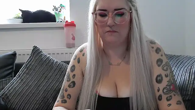 Sizzling Indie36 online show from 09/30/25, 09:36