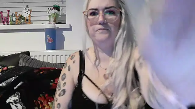 Sizzling Indie36 online show from 10/14/25, 10:32