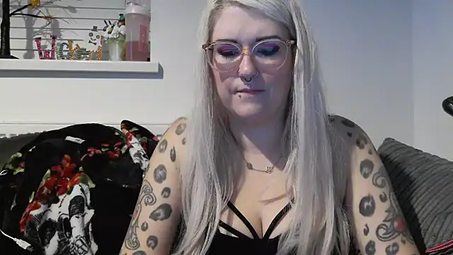 Sizzling Indie36 online show from 10/18/25, 10:10