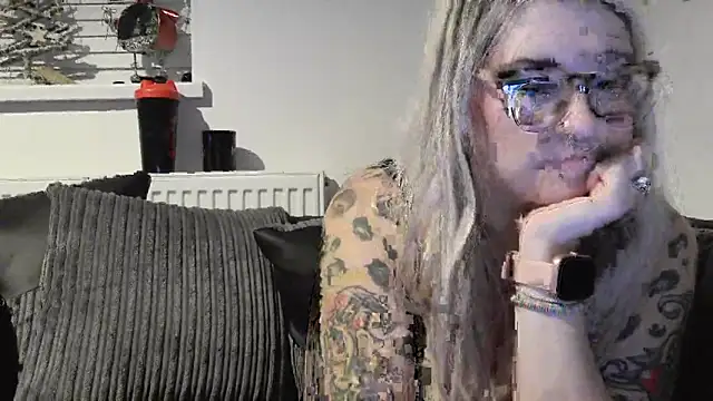 Sizzling Indie36 online show from 11/28/25, 05:26