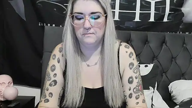 Sizzling Indie36 online show from 12/16/25, 10:48