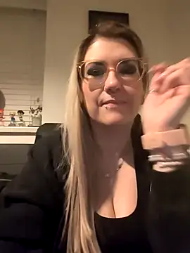 Sizzling Indie36 online show from 03/02/26, 11:44