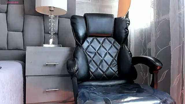 AliceStevens  online show from 11/05/25, 02:06