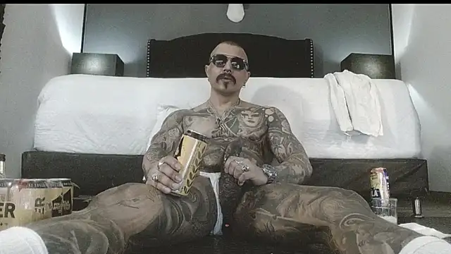 danilog515 online show from 10/07/25, 03:47