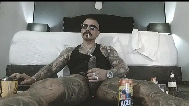 danilog515 online show from 10/08/25, 06:22