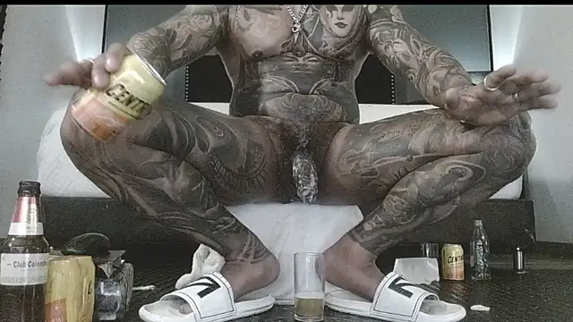 danilog515 online show from 10/16/25, 02:34