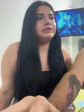 Snapshot of pareja_curiosa19 chatting on 10/11/25, 12:10 pareja curiosa19 online show from 10/11/25, 12:10