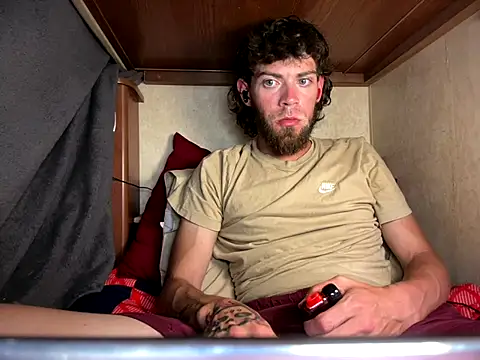 bwcizThrobbing online show from 10/11/25, 11:58