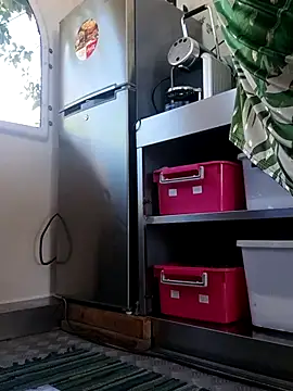 emiliemilf online show from 03/08/26, 08:01