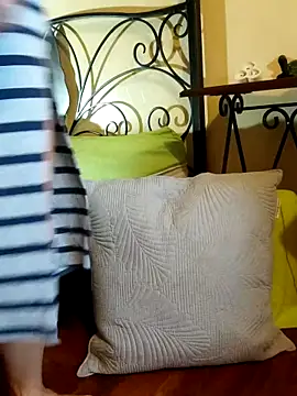 emiliemilf online show from 04/09/26, 02:55