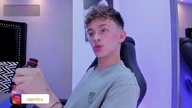 LiamWildx20 online show from 04/08/26, 04:12