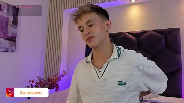 LiamWildx20 online show from 07/15/26, 01:00