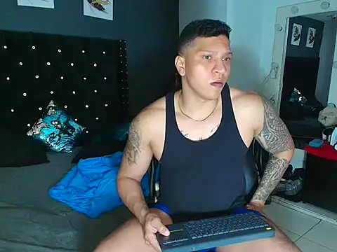 ethan dalton  online show from 10/22/25, 03:29