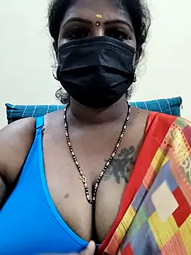 Snapshot of poojaa-rani chatting on 03/18/25, 05:10 poojaa-rani online show from 03/18/25, 05:10