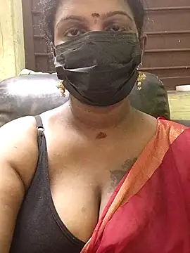 Snapshot of poojaa-rani chatting on 11/03/25, 05:25 poojaa-rani online show from 11/03/25, 05:25