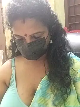 poojaa-rani online show from 03/22/26, 06:11