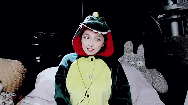 Snapshot of 9ban chatting on 10/06/25, 12:46 9ban online show from 10/06/25, 12:46