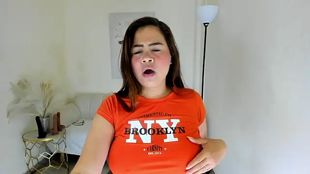 Andressa carpio online show from 05/15/26, 03:46