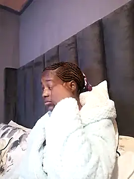 sexylira online show from 09/30/25, 12:21