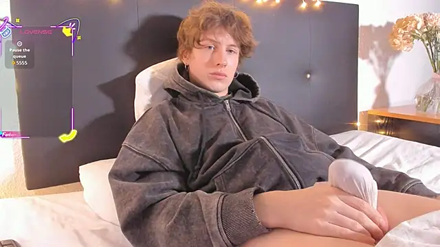 RobFavorite1 online show from 01/08/26, 08:55