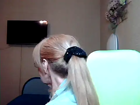 Margo Sweety online show from 03/19/25, 04:45