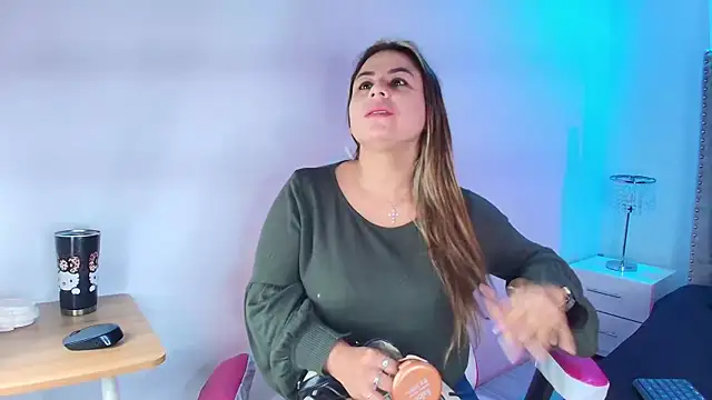 Lia adamsss online show from 01/11/26, 03:44