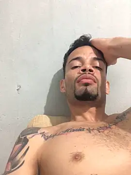 HenriquePhn online show from 04/05/26, 03:26