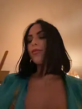 missninasparkle online show from 10/11/25, 09:57