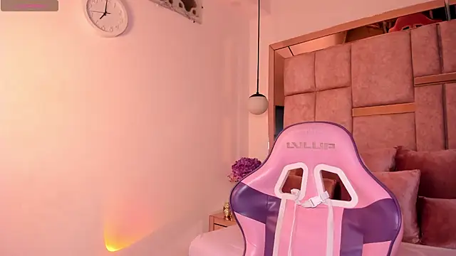 abby roux online show from 02/06/26, 03:33