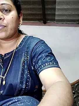 JENNIFERtamil online show from 12/05/25, 07:39