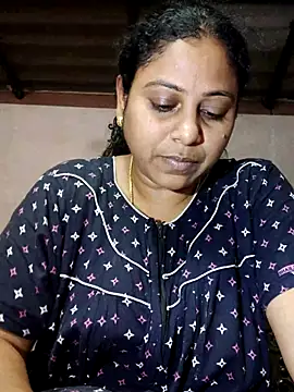 JENNIFERtamil online show from 04/08/26, 07:41