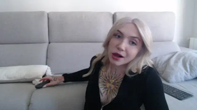 tattoobbgirl online show from 09/23/25, 12:30