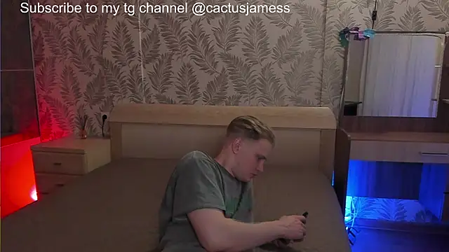 Snapshot of Cactus__James chatting on 11/27/25, 07:38 Cactus James online show from 11/27/25, 07:38