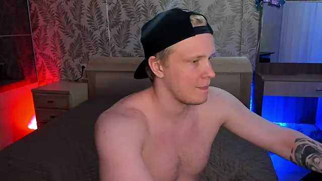 Snapshot of Cactus__James chatting on 04/20/26, 11:28 Cactus James online show from 04/20/26, 11:28
