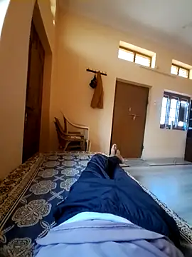 hot integer online show from 10/18/25, 09:32