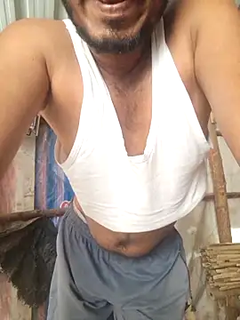 hot integer online show from 02/10/26, 03:32