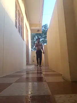 hot integer online show from 04/18/26, 01:20